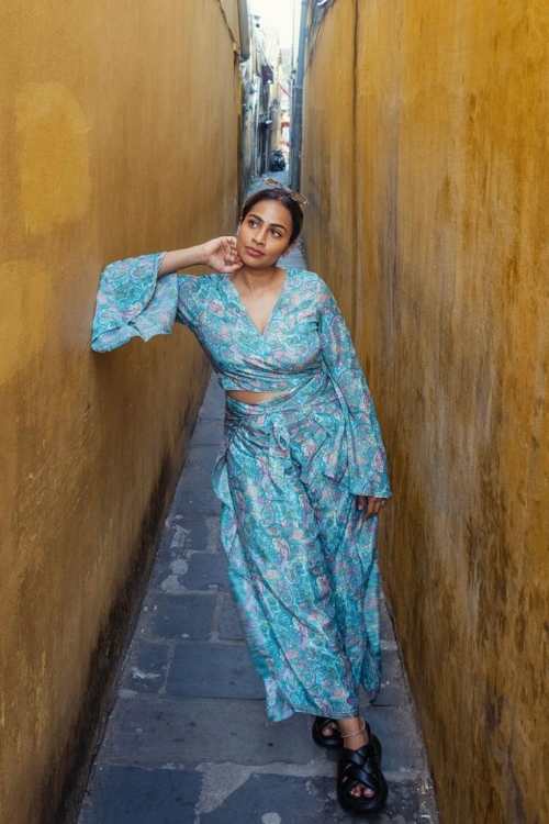What to Wear in Vietnam Outfits