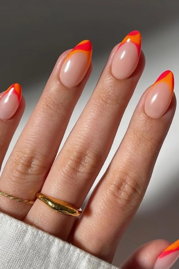 19 Trendy August Nails You’ll Want Before Fall Starts Sneaking In 19 August Nails