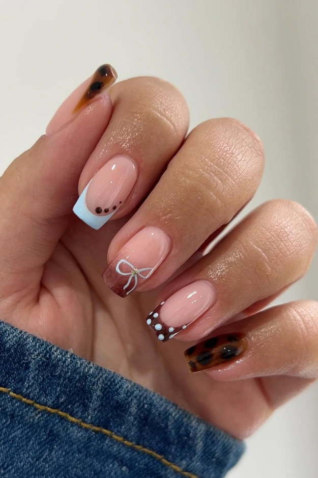 19 Trendy August Nails You’ll Want Before Fall Starts Sneaking In 2 August Nails