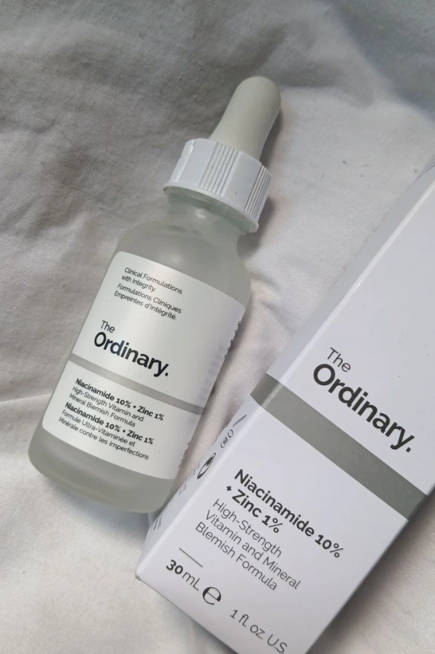 How to Reduce Open Pores Naturally (10 Proven Tips) 3 How to reduce open pores