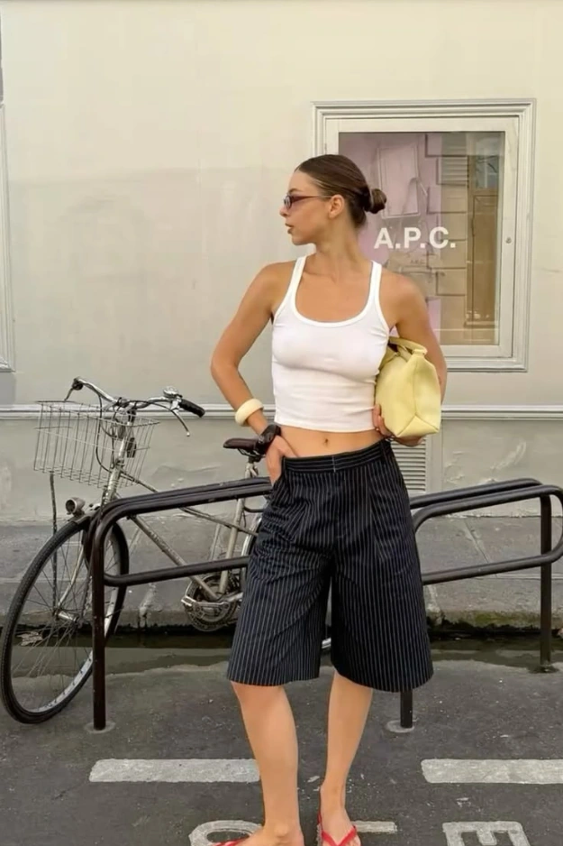 34 NYC Summer Outfits That Keep You Cool Without Killing the Outfit 33 Nyc Summer Outfits For Women
