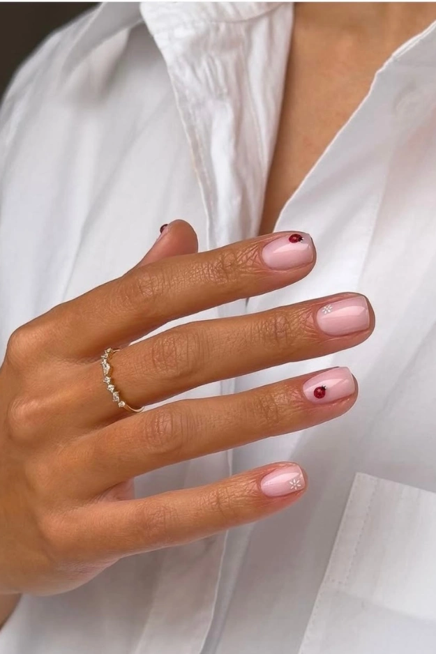 Squoval Nails