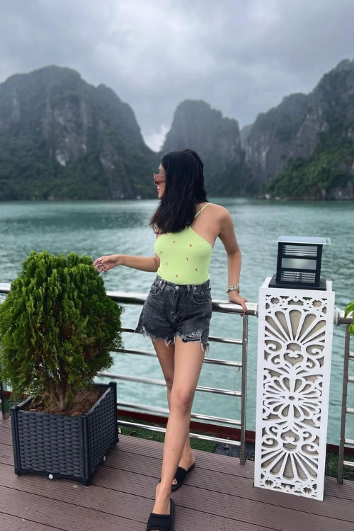 What to Wear in Vietnam Outfits