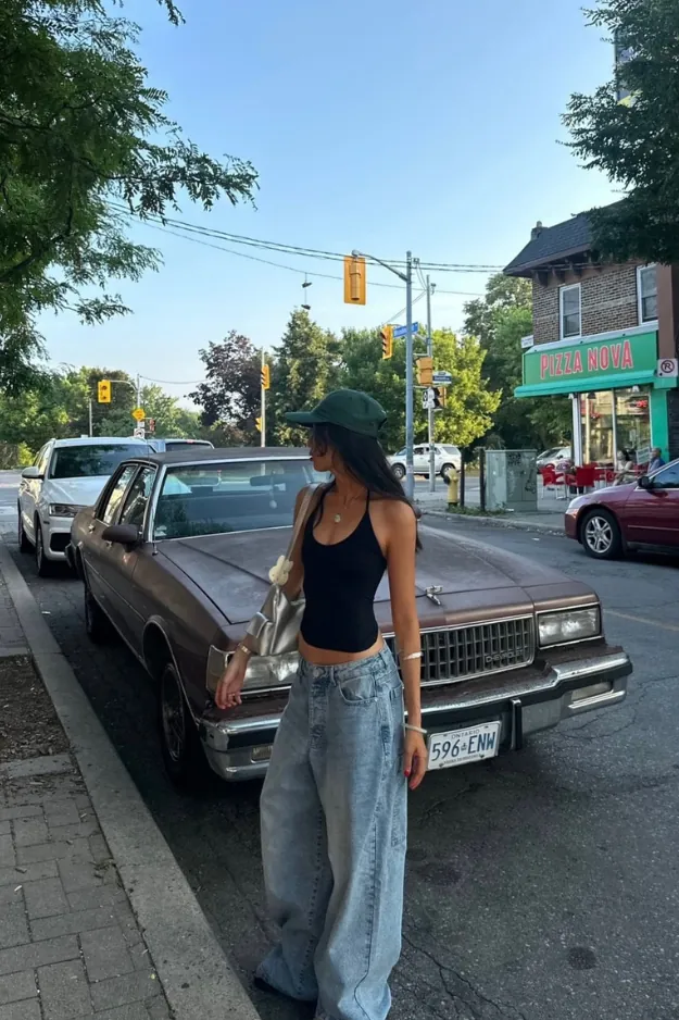 14 Cool-Girl Tank Top Outfits That Feel Effortless but Still Get Compliments 8 Tank Top Outfits