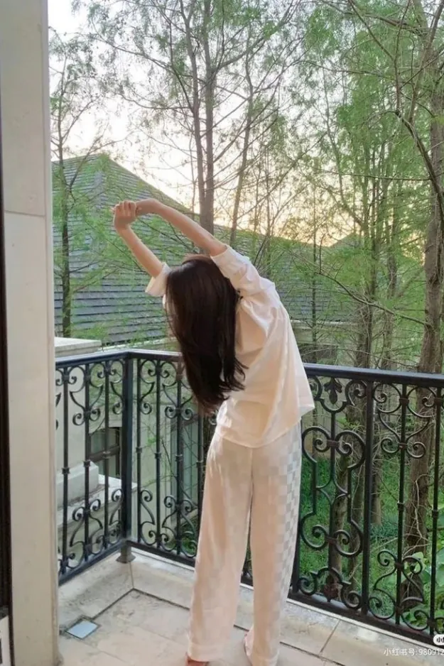 Simple Morning Habits for a Glow up
