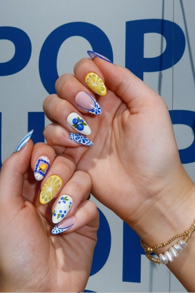 17 Trendy July Nails That Feel Like Sunshine, Iced Drinks, and Late Summer Nights 10 July Nails