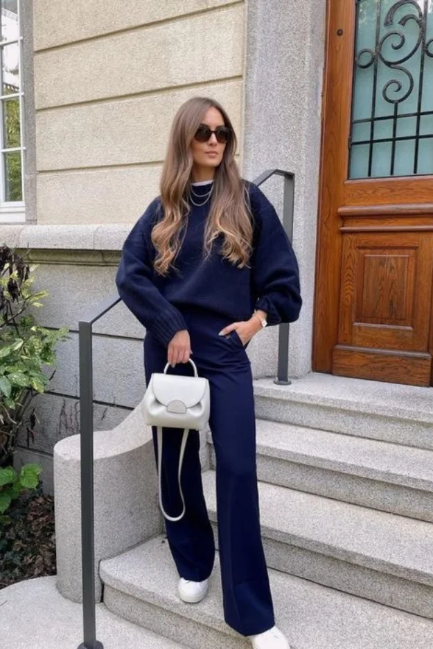 Classy Navy Blue Pants Outfits That Make Getting Dressed Feel Effortless 14 Navy Blue Pants Outfits