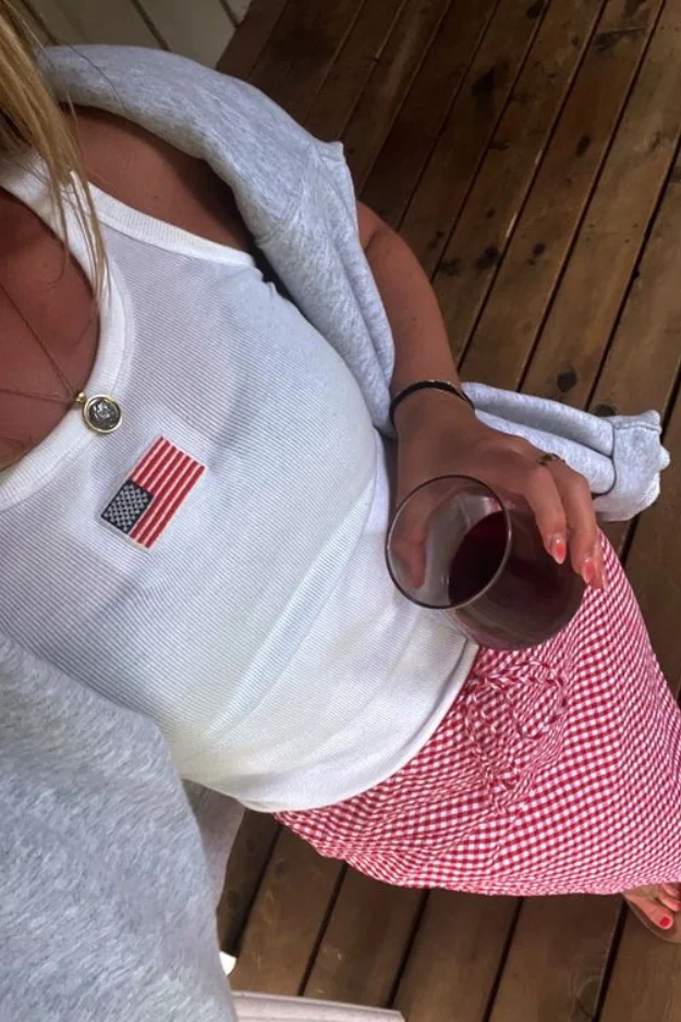 27 Hot-Girl 4th of July Outfits Made for Fireworks, Rooftops, and Summer Nights 14 Cute 4th of July Outfits