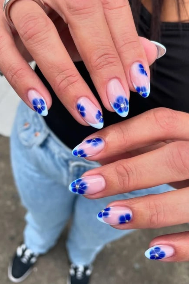 17 Trendy July Nails That Feel Like Sunshine, Iced Drinks, and Late Summer Nights 16 July Nails