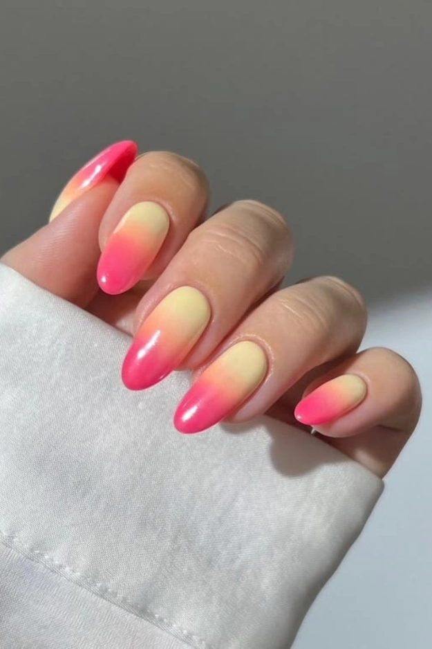 27 Fresh June Nails That Feel Like the Start of Summer in the Best Way 23 June Nails