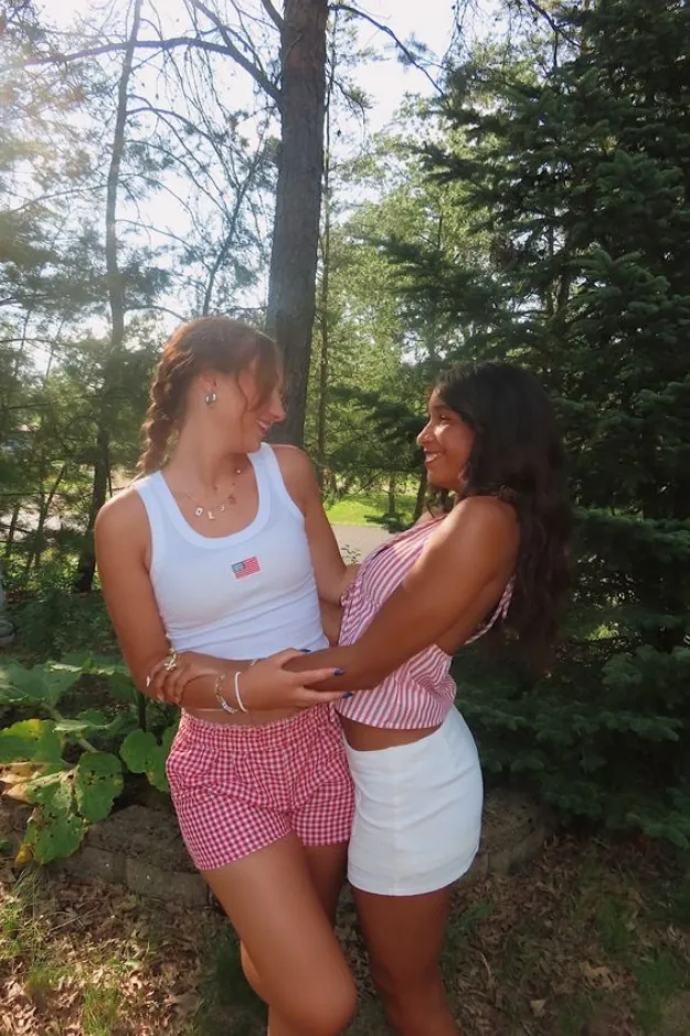 27 Hot-Girl 4th of July Outfits Made for Fireworks, Rooftops, and Summer Nights 27 Cute 4th of July Outfits