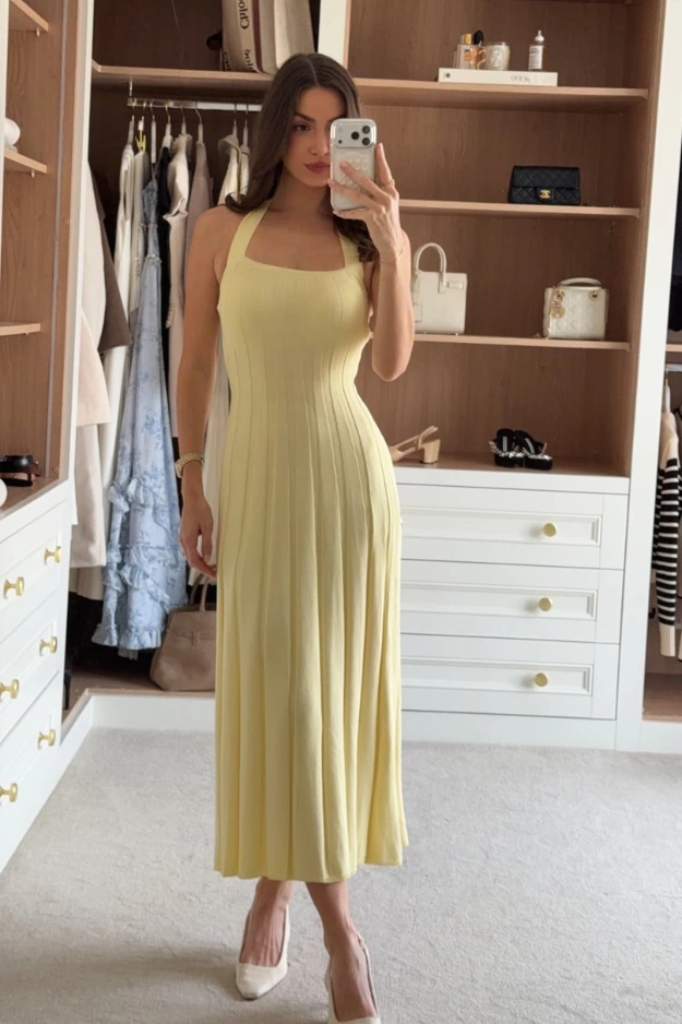 How to dress when you have no waist