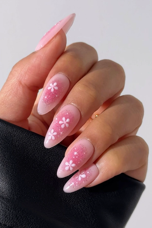 24 Pink Summer Nails That Feel Like Pool Days, Iced Drinks, and Golden Hour 5 Pink Summer Nails