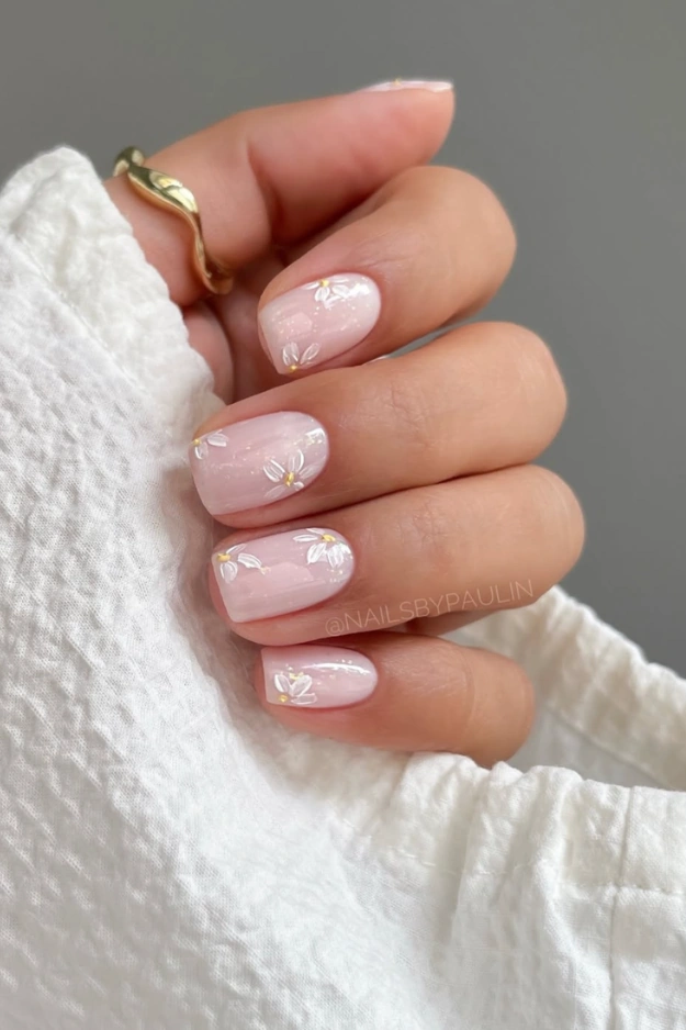 17 Classy Engagement Nails That Feel Elegant, Timeless, and Just a Little Bit Special 5 Engagement Nails