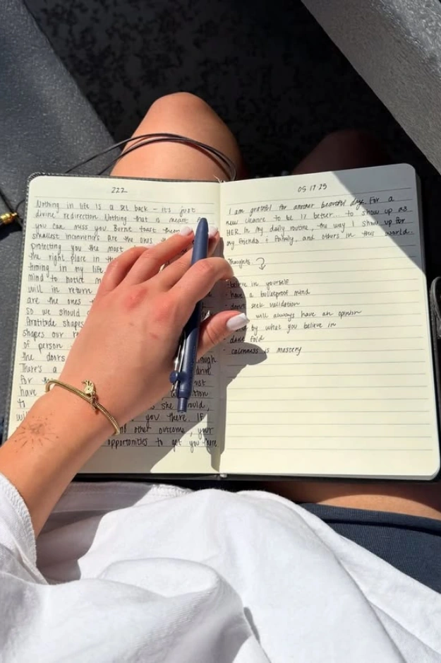 30+ Things to Do Instead of Scrolling This Summer 5 Things to do instead of scrolling this Summer