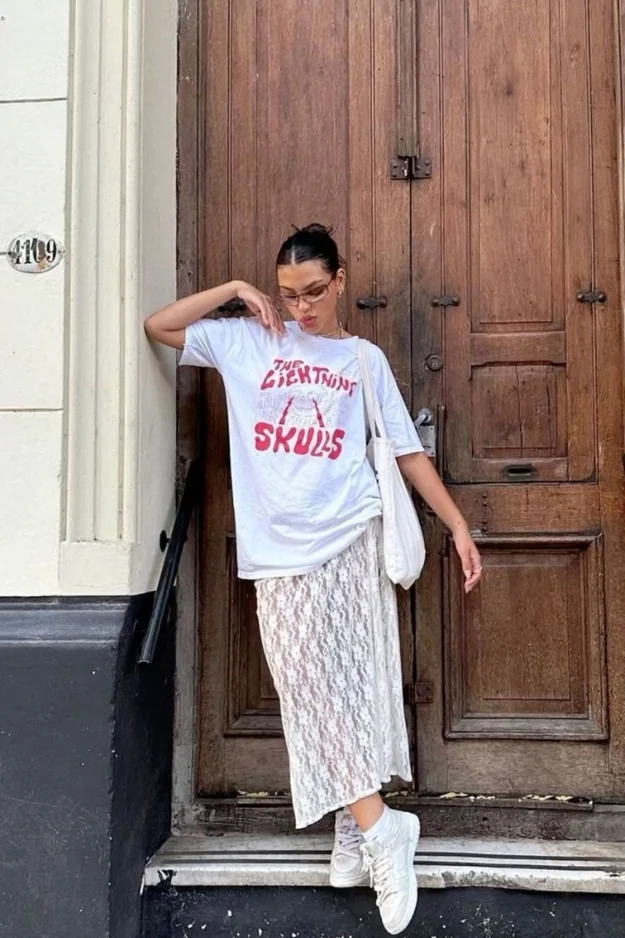 Oversized t shirt outfits