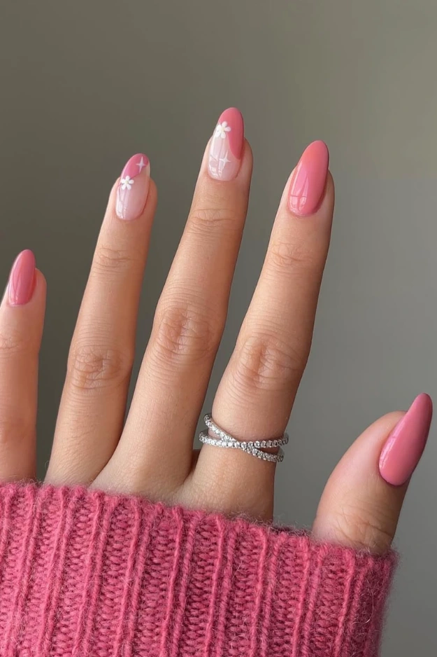 24 Pink Summer Nails That Feel Like Pool Days, Iced Drinks, and Golden Hour 6 Pink Summer Nails