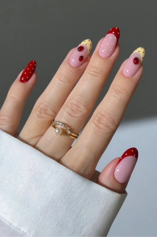 27 Fresh June Nails That Feel Like the Start of Summer in the Best Way 7 June Nails