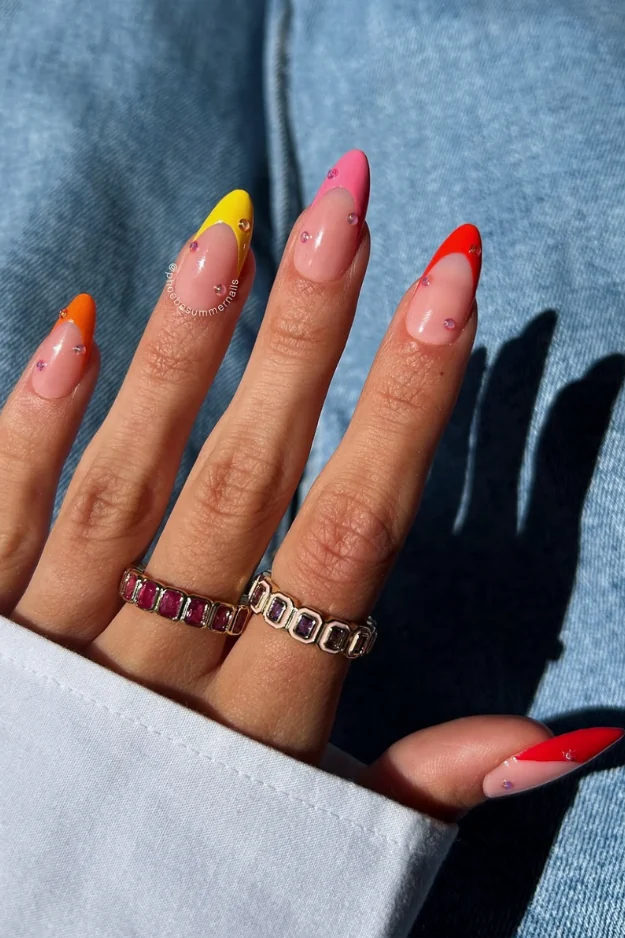 17 Trendy July Nails That Feel Like Sunshine, Iced Drinks, and Late Summer Nights 7 July Nails