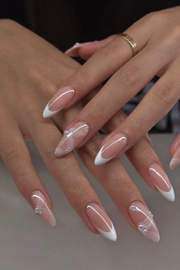 17 Classy Engagement Nails That Feel Elegant, Timeless, and Just a Little Bit Special 7 Engagement Nails