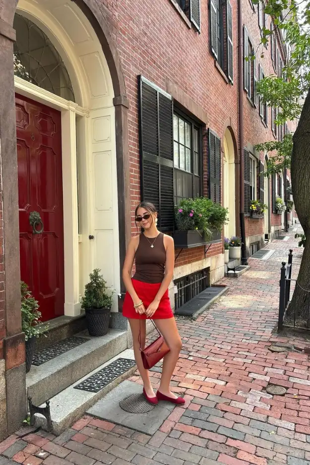 22 Chic Summer Ballet Flat Outfits That Feel Straight Out of a European Vacation 8 Summer Ballet Flat Outfits