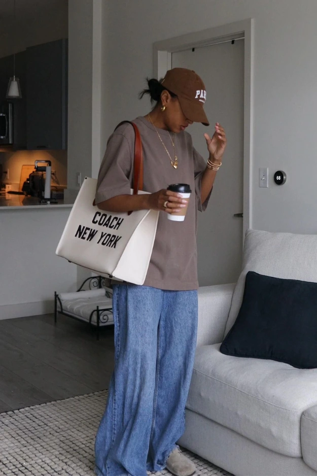 Oversized t shirt outfits